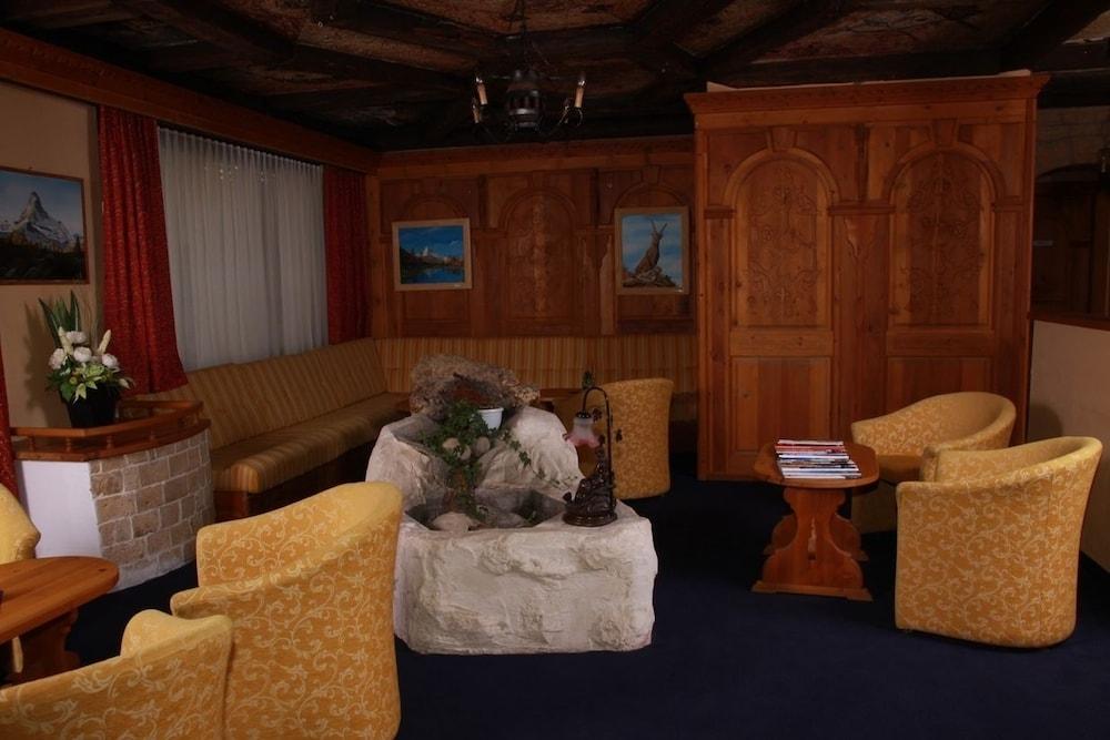 Walliserhof Täsch Exteriör bild